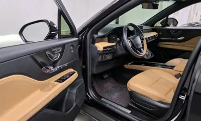Lincoln Corsair