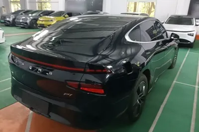 Xpeng P7
