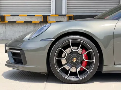 Porsche 911