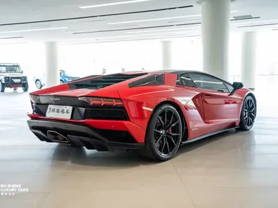 Lamborghini Aventador