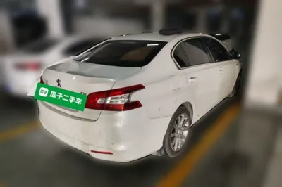 Peugeot 408