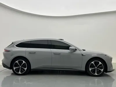 Nio ET5T
