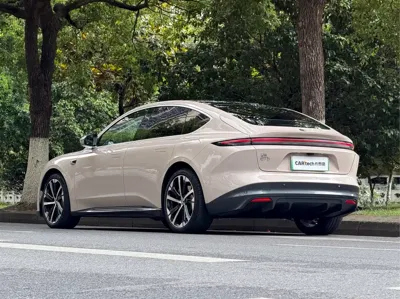 Nio ET5