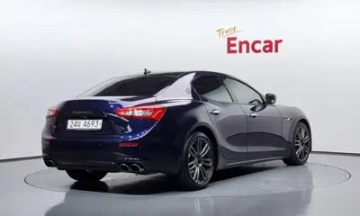 Maserati Ghibli