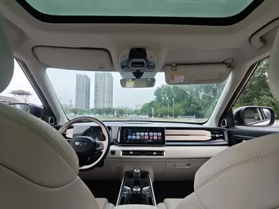 Geely ICON