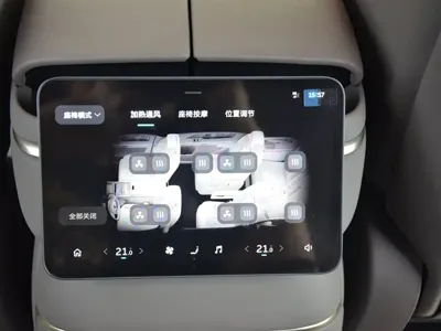 Nio ES8