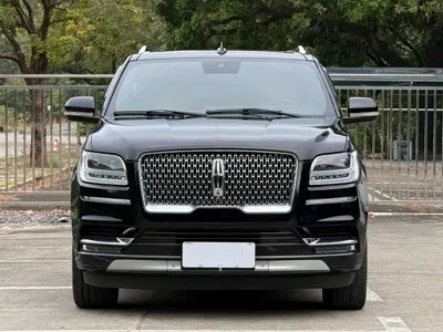 Lincoln Navigator