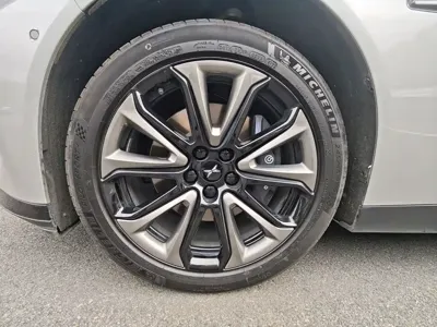 Xpeng P7