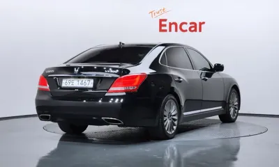 Hyundai Equus