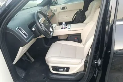 Li Auto L9