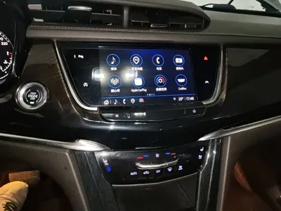 Cadillac XT6