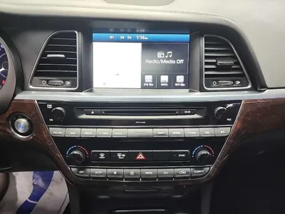 Hyundai Aslan