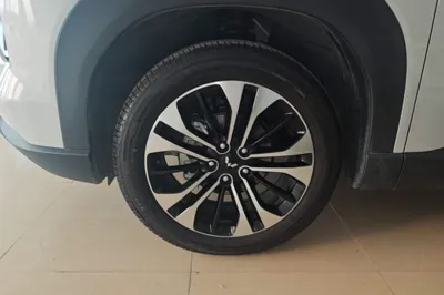 Wuling Starlight 560