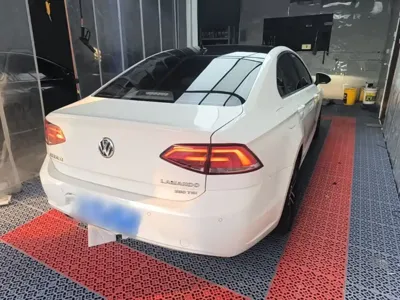 Volkswagen Lamando