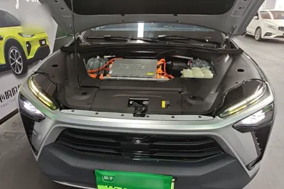 Nio ES8