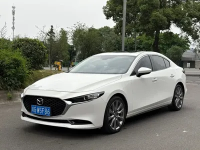 Mazda 3 Axela