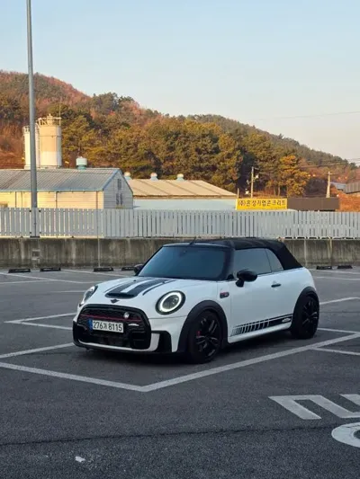 MINI Cooper Convertible