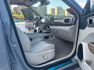 Geely ICON