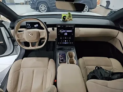 Nio ET5T