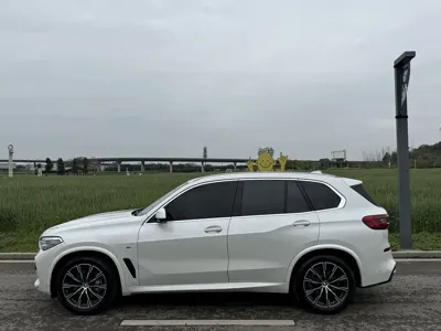 BMW X5 (Import)