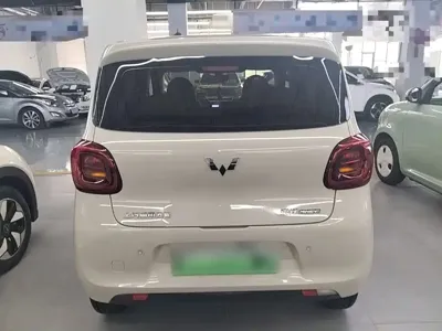 Wuling MINIEV