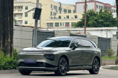 Xpeng G9