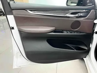 BMW X5 (Import)