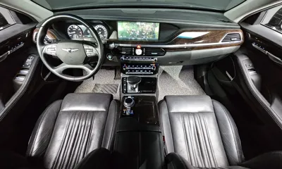 Genesis EQ900