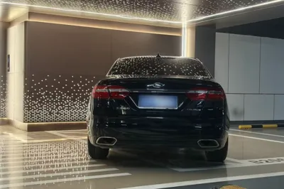 Ford Taurus