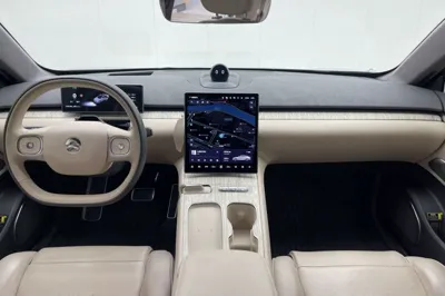 Nio ET7