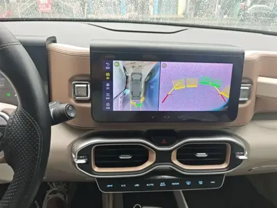 Geely ICON