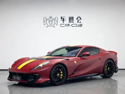 Ferrari 812
