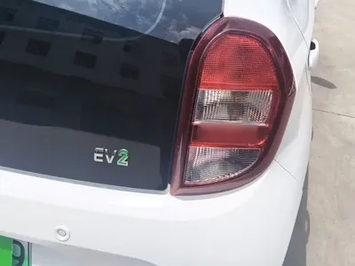 JMEV 易至EV2