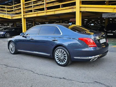 Genesis EQ900