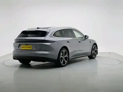 Nio ET5T