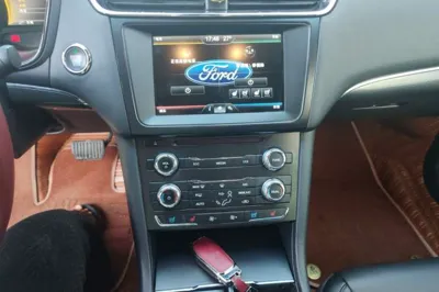 Ford Taurus