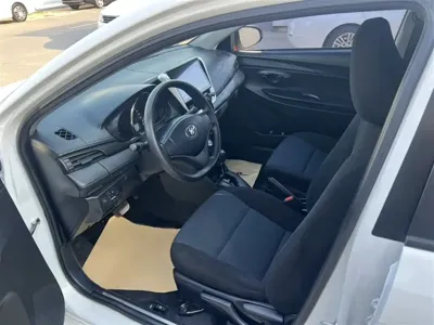 Toyota Yaris L