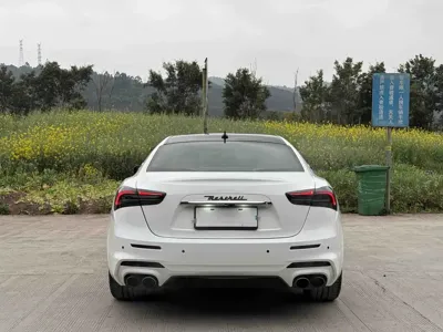 Maserati Ghibli