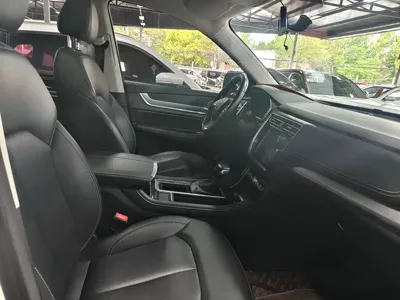 Roewe RX8