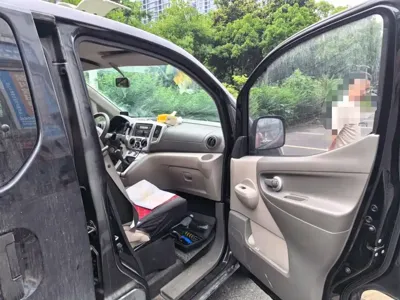 Nissan NV200
