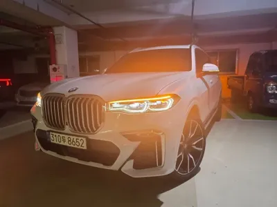 BMW X7