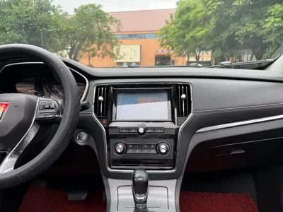 Roewe RX5