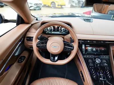 Astonmartin DB12