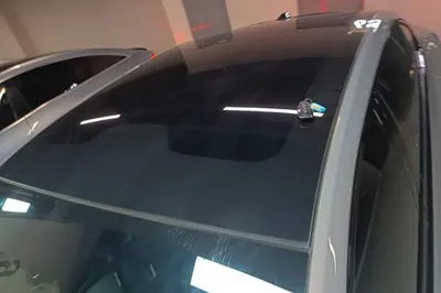 Hongqi EH7