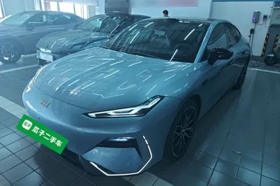 Geely Galaxy E8