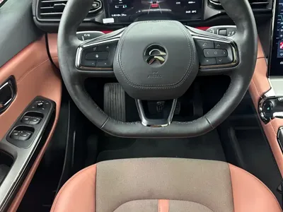 Nio EC6