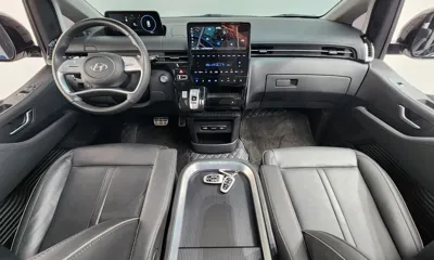 Hyundai Staria