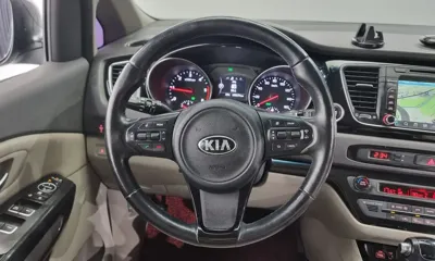 Kia Canival