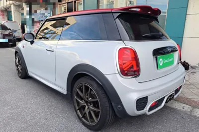 MINI JCW