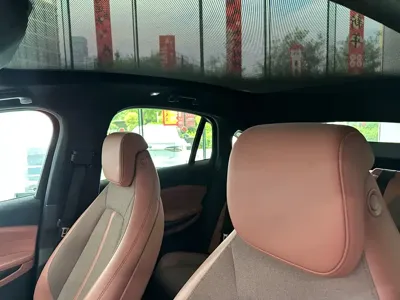 Nio EC6